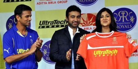 Shilpa Shetty Baby Bump - Pregnant Shilpa Shetty Unveil Rajasthan Royals Team Jersey 