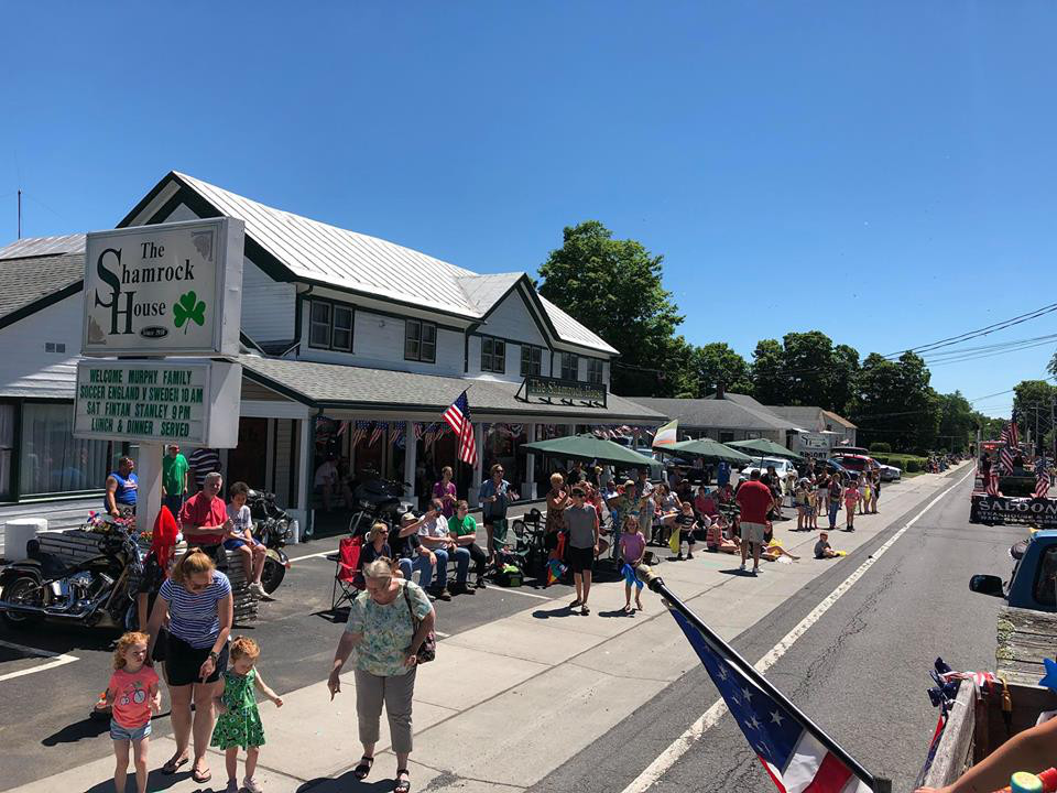 LODGING Shamrock House