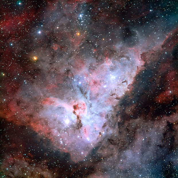 ESO's picture of the Carina Nebula reveals exquisite details!