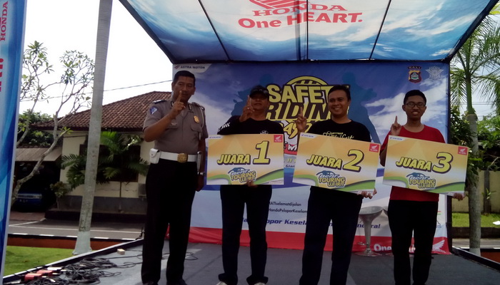 ﻿﻿﻿Event Safety Riding 2016, Touring Uji Irit All New Honda BeAT eSP