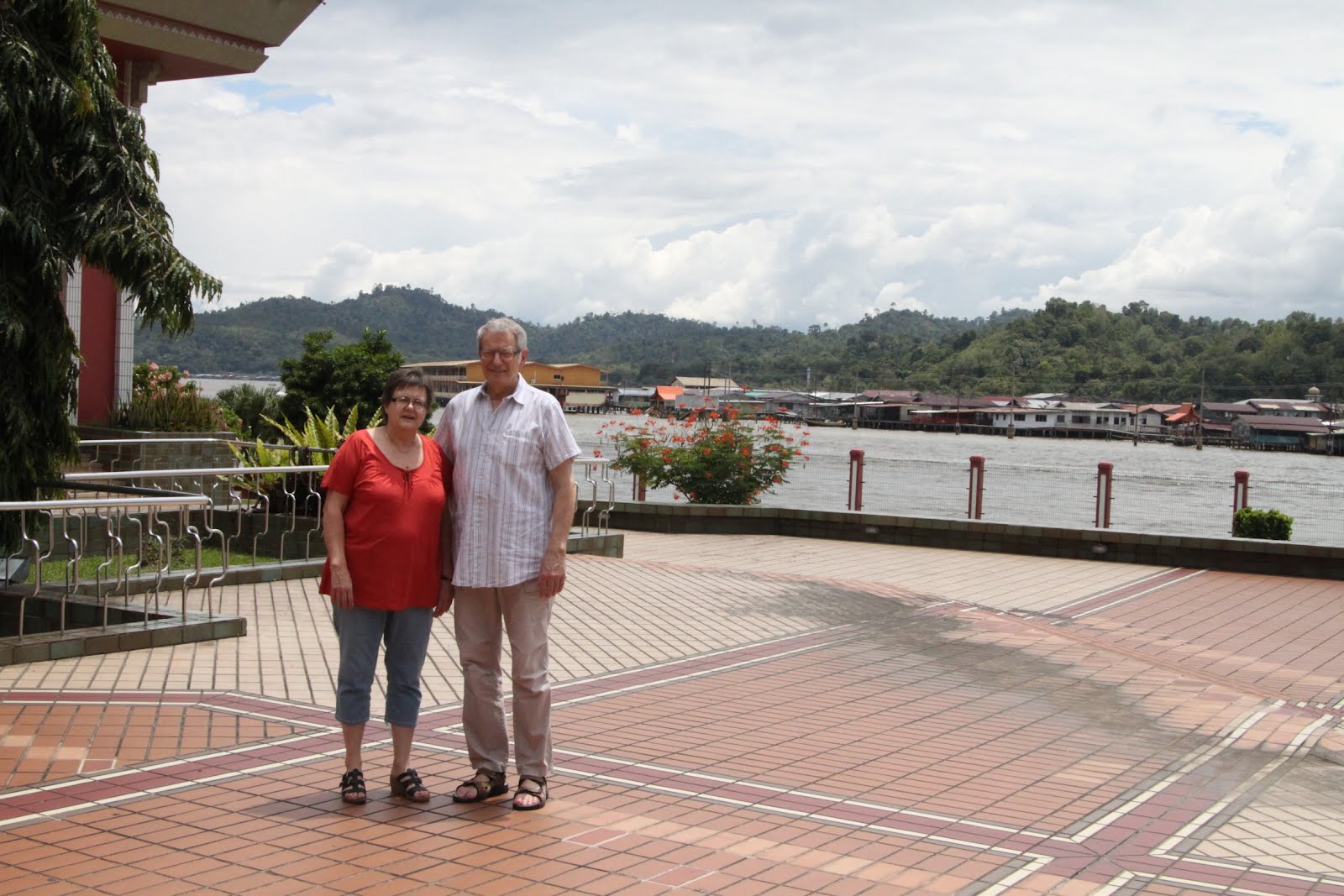 Life in Brunei Arts & Handicrafts