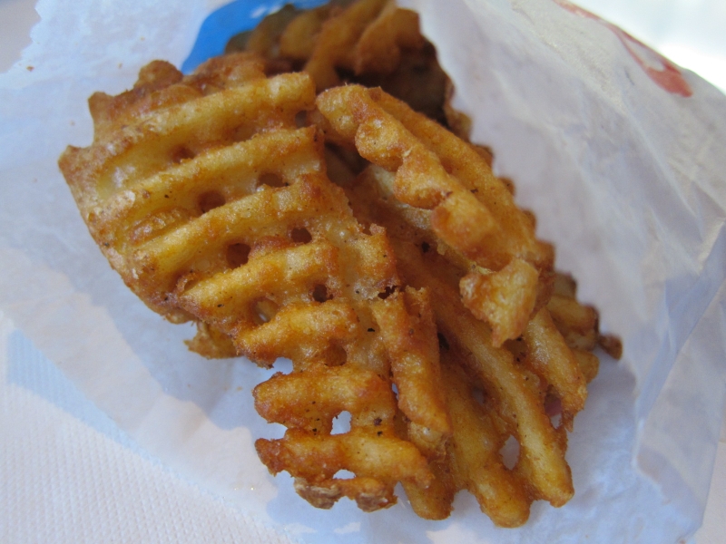 Review Foster's Freeze Waffle Fries