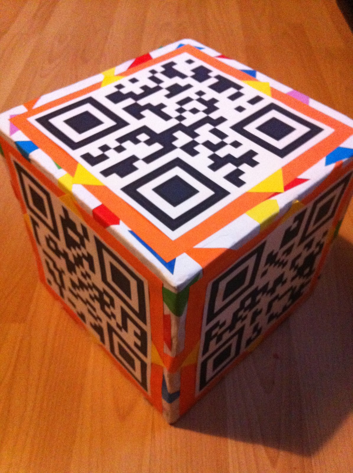 QR куб. QR куб ПВХ. QR-куб мягкий сувенирка. Куб код. Qr код куб
