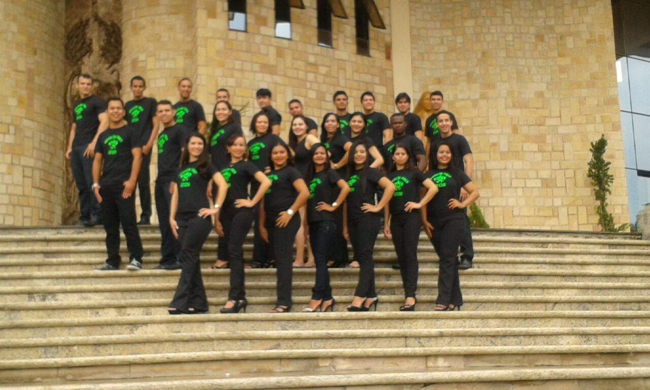 A Comissão De Formatura De Certa Turma