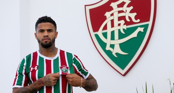 Oficial: El Fluminense firma cedido a Léo y Rodolfo