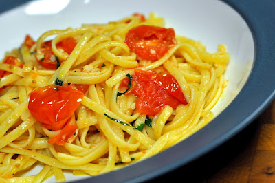 Linguine with Grape Tomatoes, Garlic, and Fresh Basil | Taste As You Go