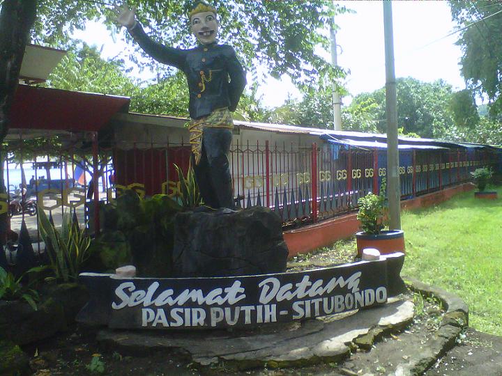 KOTA WISATA: Pasir Putih Situbondo