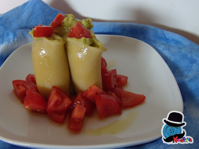 paccheri con salsa di avocado e pomodori