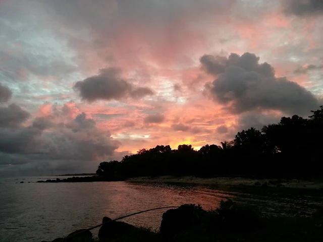 foto sunrise di pantai tanjung lesung