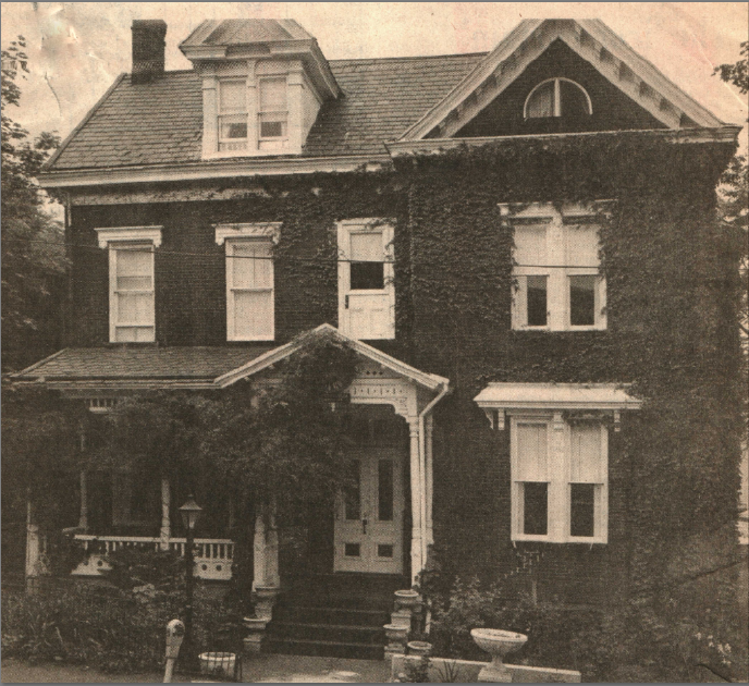 Vintage Johnstown Ludwig House 1970's