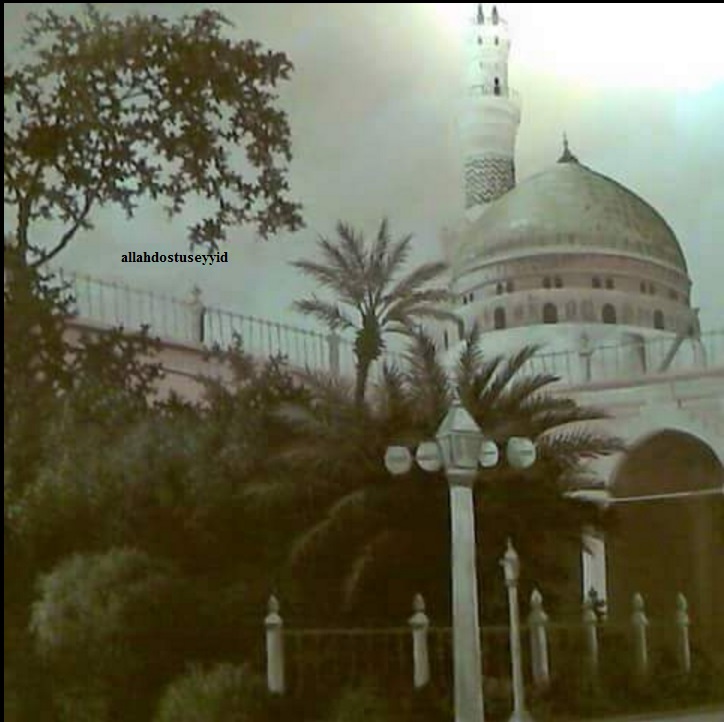 İSLAMİ YER MEKAN DAĞ MAĞARA FOTO MESCİDİ NEBEVİ FOTO
