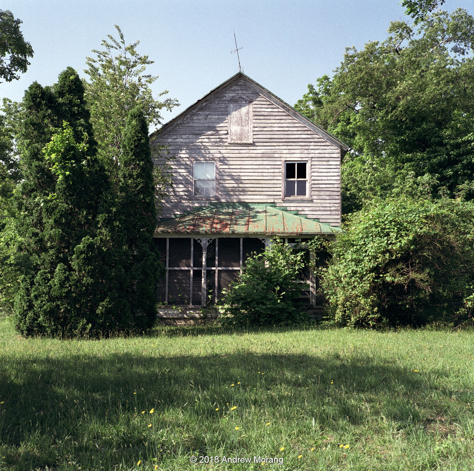 Urban Decay Historic Farms and Houses, Virginia's Northern Neck