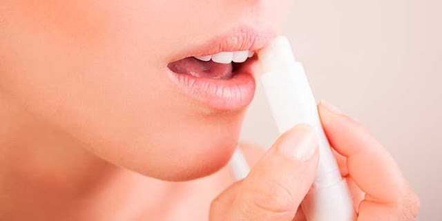 How to Cure Chapped Lips