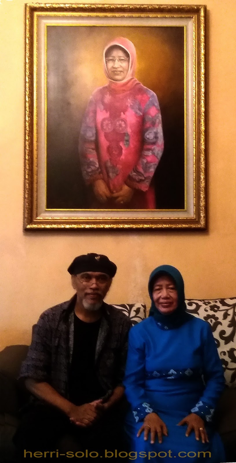 Pelukis Realis Indonesia Herri Soedjarwanto Lukisan Potret Ibu Sesaat Setelah