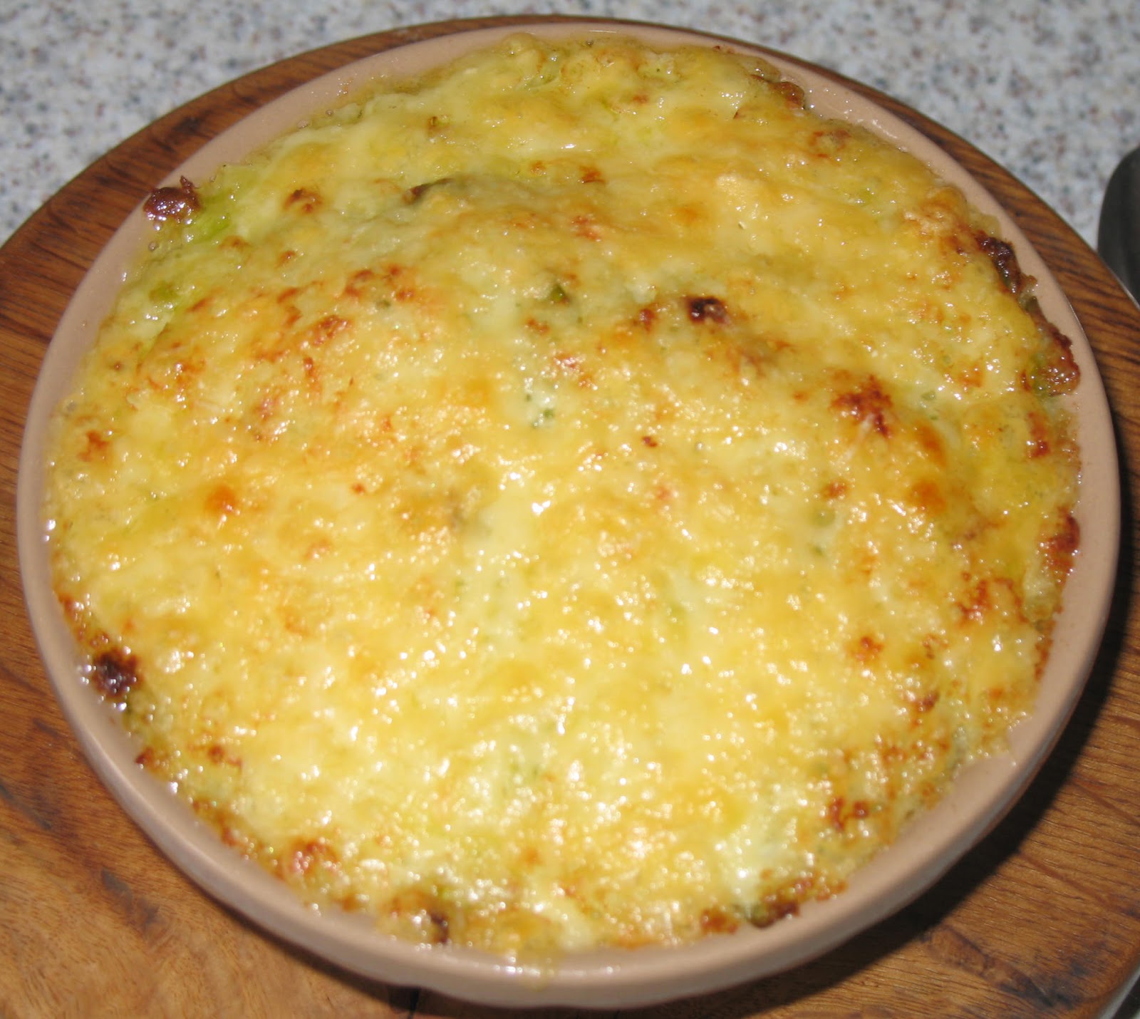 The Happy Housewife: Cheese and potato pie