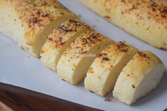 Homemade Garlic Loaf Bread Recipe - गार्लिक ब्रेड  रेसिपी - Priya R - Magic of Indian Rasoi