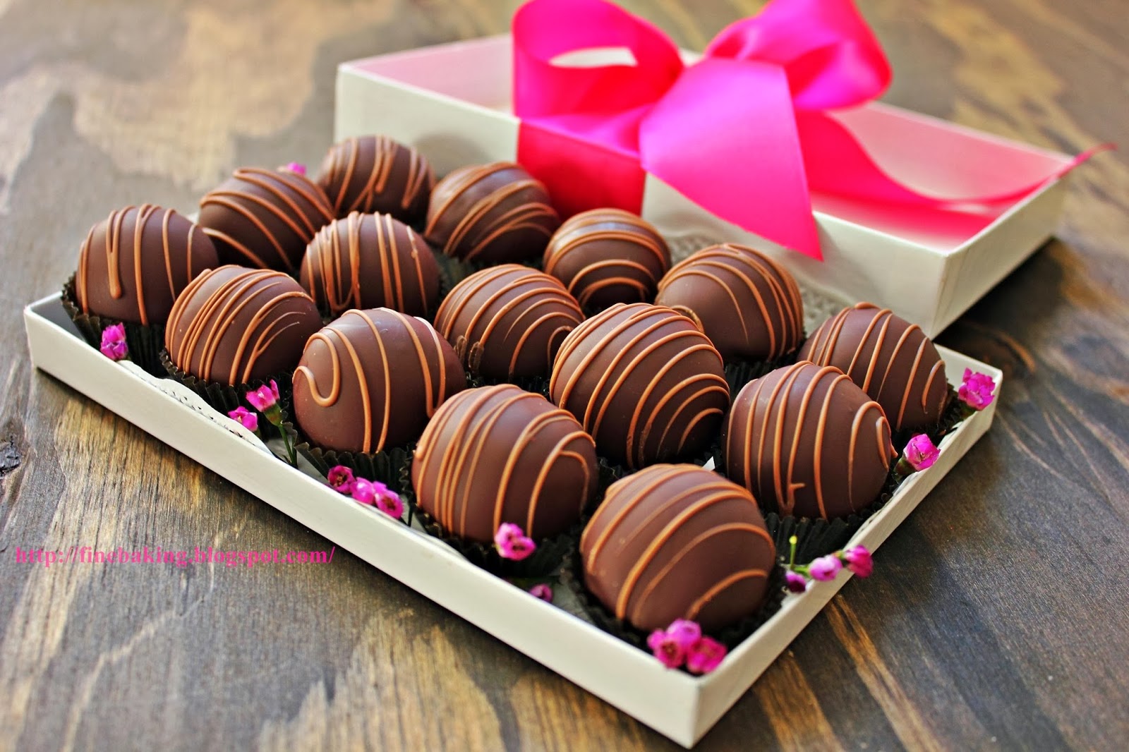 Chocolate dust Raspberry truffles