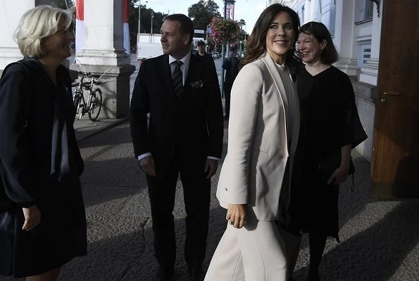 Danish business delegation. Crown Princess Mary wore Massimo Dutti Pantsuit and Isabel Marant blouse.