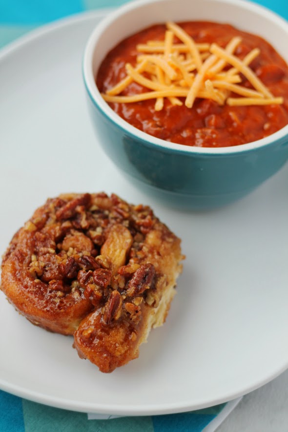 Whatcha Makin' Now? The Perfect Combo Chili and Cinnamon Rolls