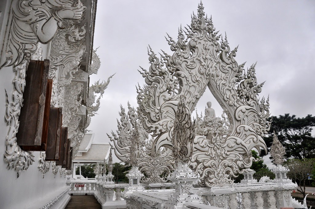 A Tapestry of Pictures: Wat Rong Khun - White Palace/Temple - Chiang Rai, Thailand
