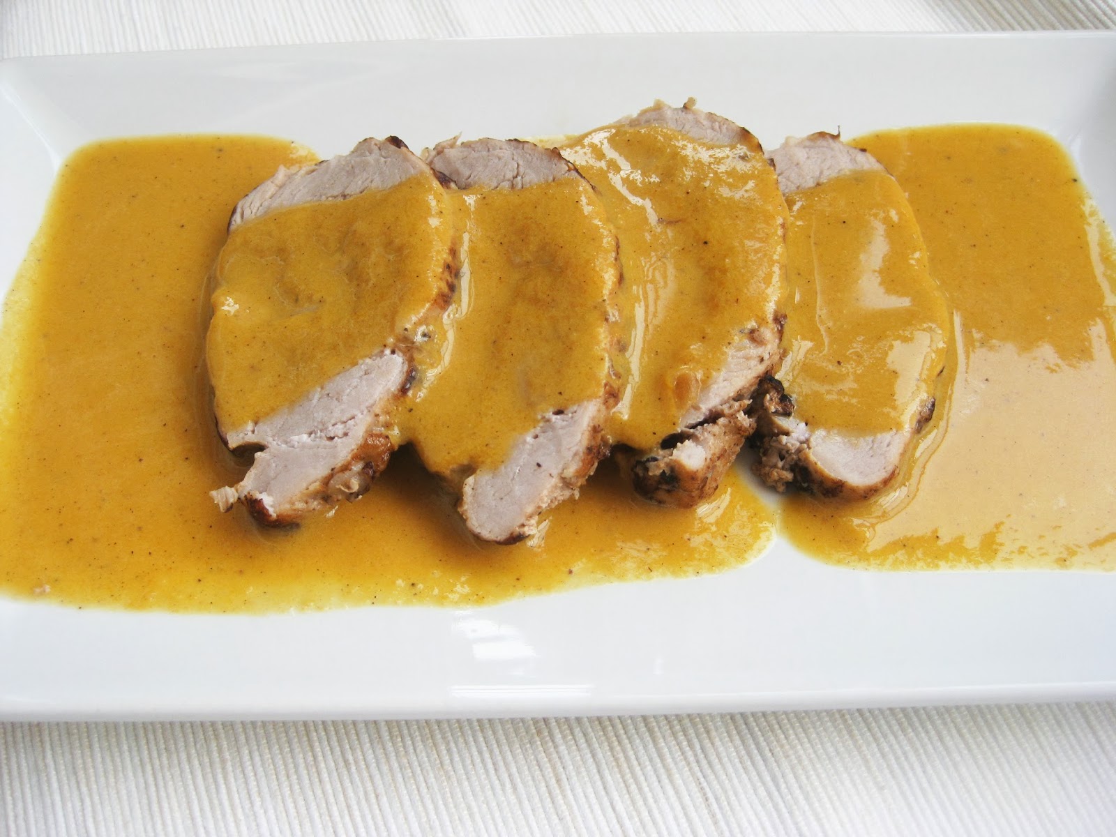 Pucheros y sartenes: Cinta de lomo con salsa suave.