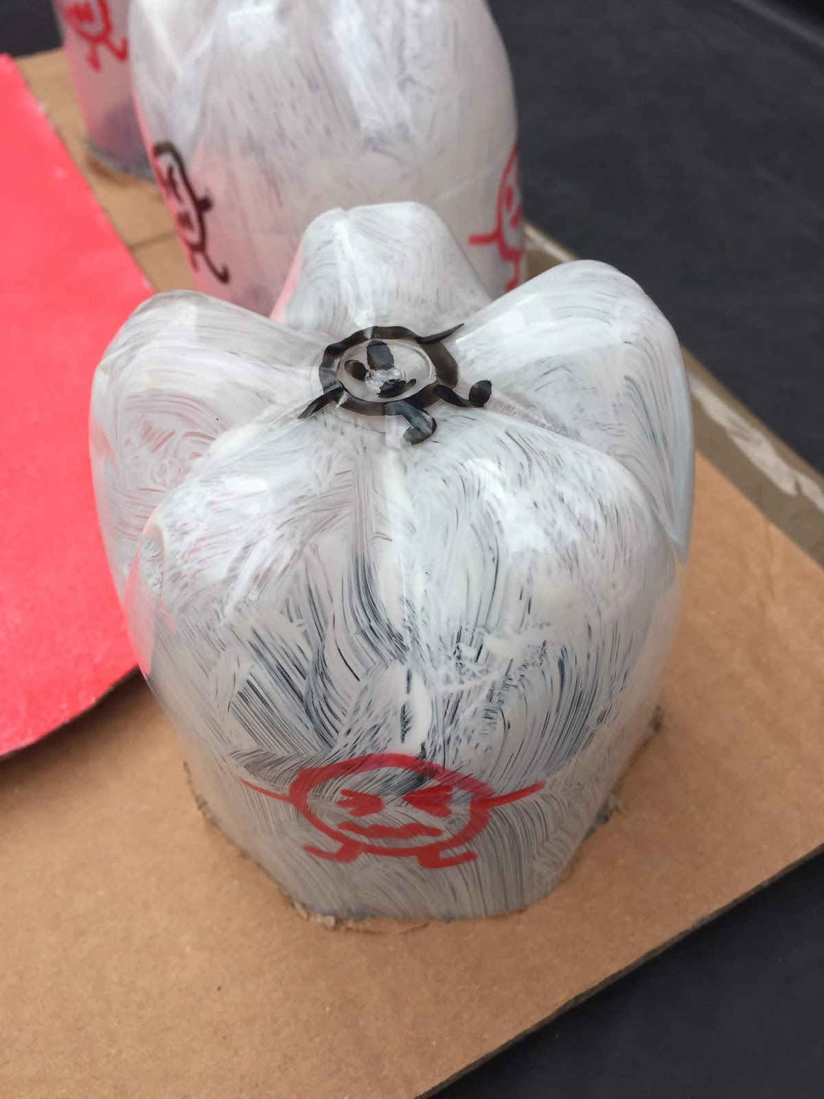 Trip to the Dentist tuff tray activity