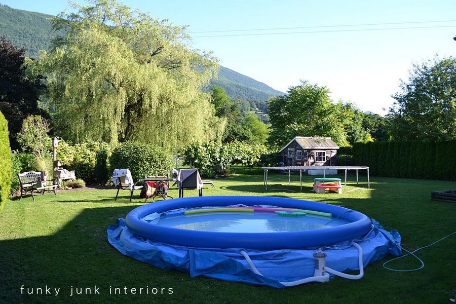How to set up an inflatable pool. Funky Junk InteriorsFunky Junk