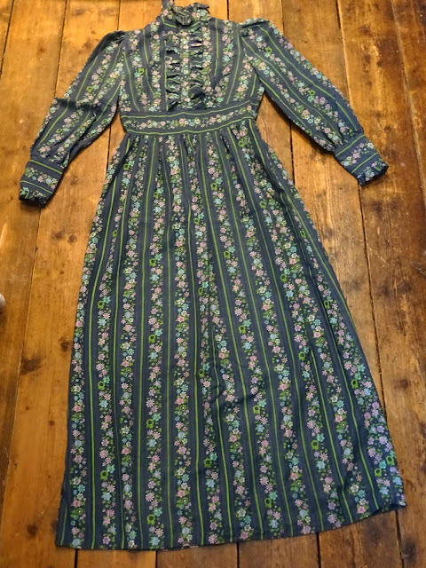 Vintage Vixen: Buy Buy Baby - My Latest Secondhand Finds
