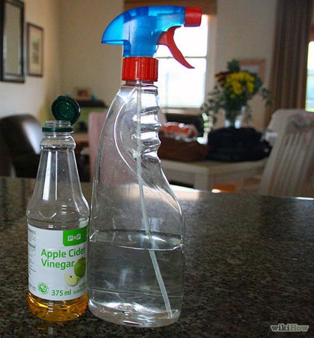 natural bathroom cleaner vinegar