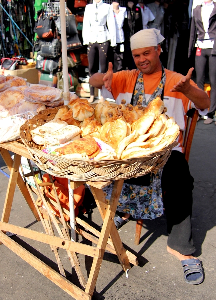Satine Odessa�da çiğ börek?