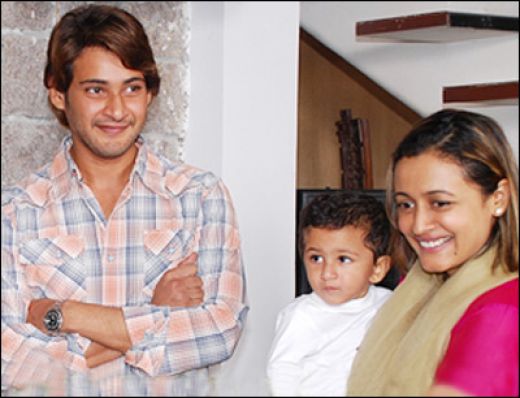 Mahesh Babu, Wife Namrata Shirodkar & son