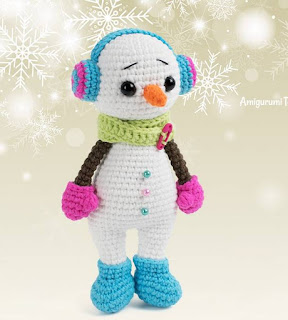 PATRON GRATIS MUÑECO DE NIEVE AMIGURUMI 39889