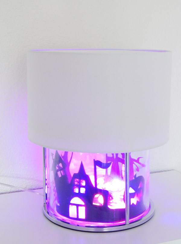 DIY : la lampe Boston de Luminaire.fr décorée pour Halloween 
