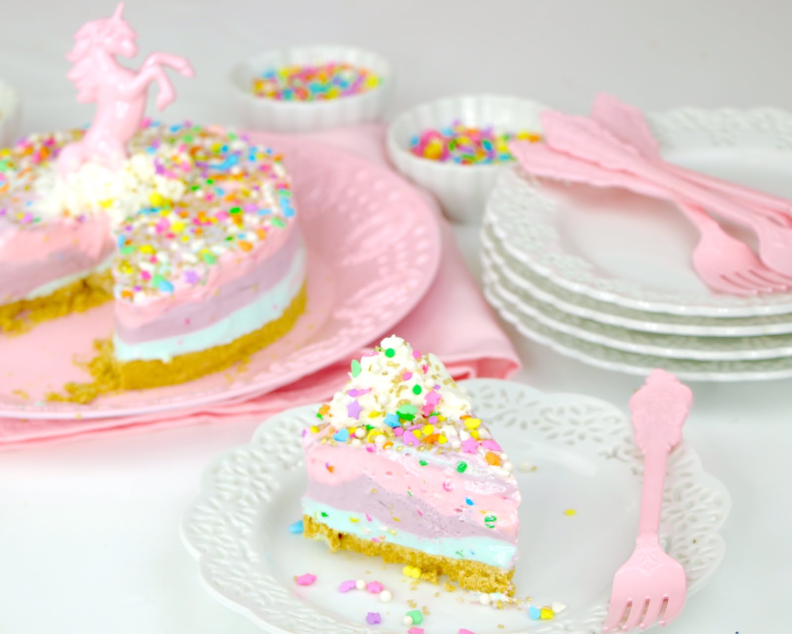 {VIDEO} NoBake Unicorn Pie The Lindsay Ann