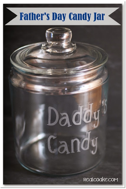 Father's Day gift idea of a glass etched candy jar just for Daddy #gifts #FathersDay #HomemadeGifts