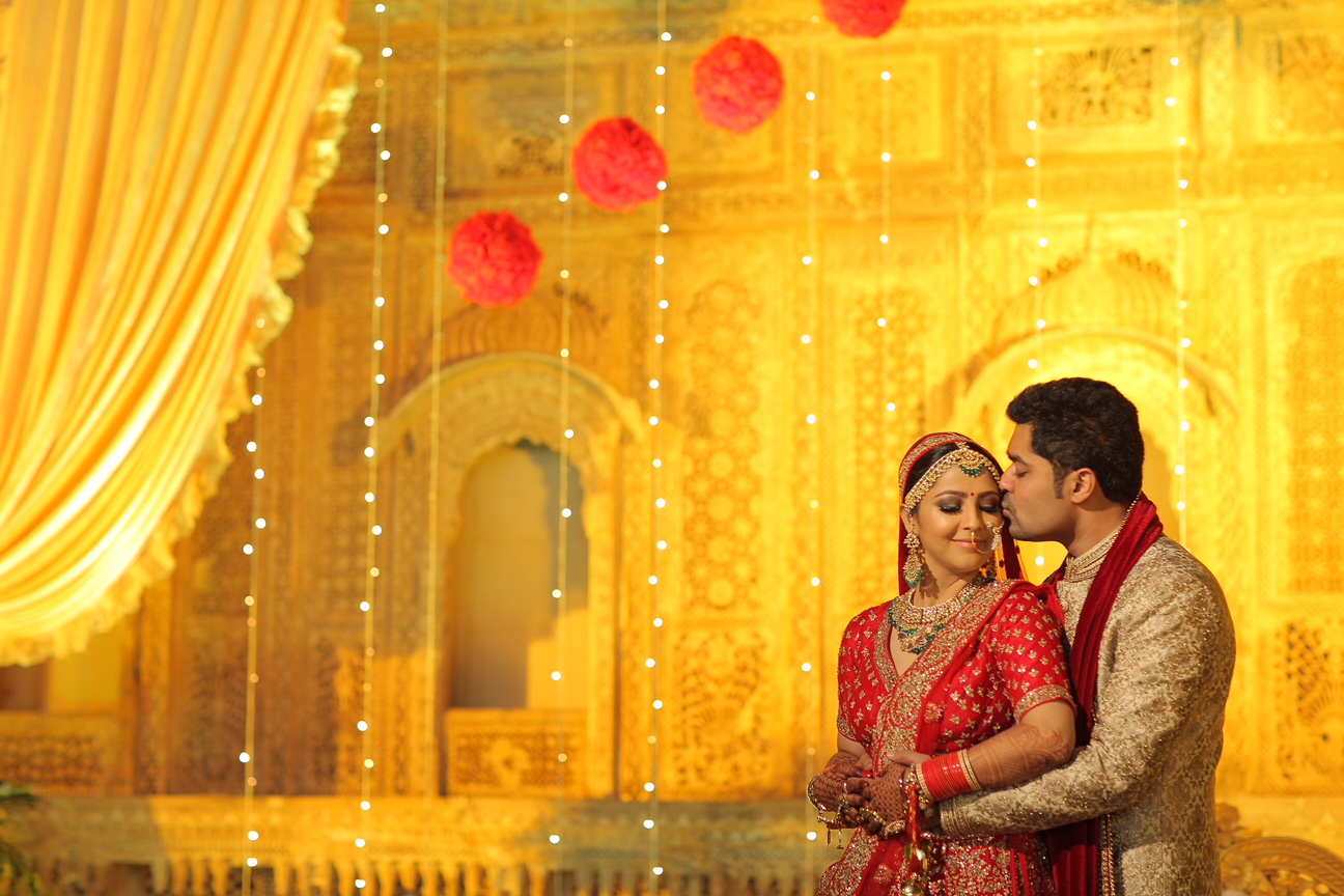 Wedding gift selection simplified using Wedding Gift Registry - eNidhi