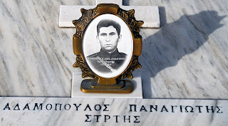 το στρατιωτικό νεκροταφείο του ελληνο - ιταλικού πολέμου στους Βουλιαράτες