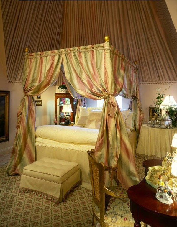 Simple romantic curtain