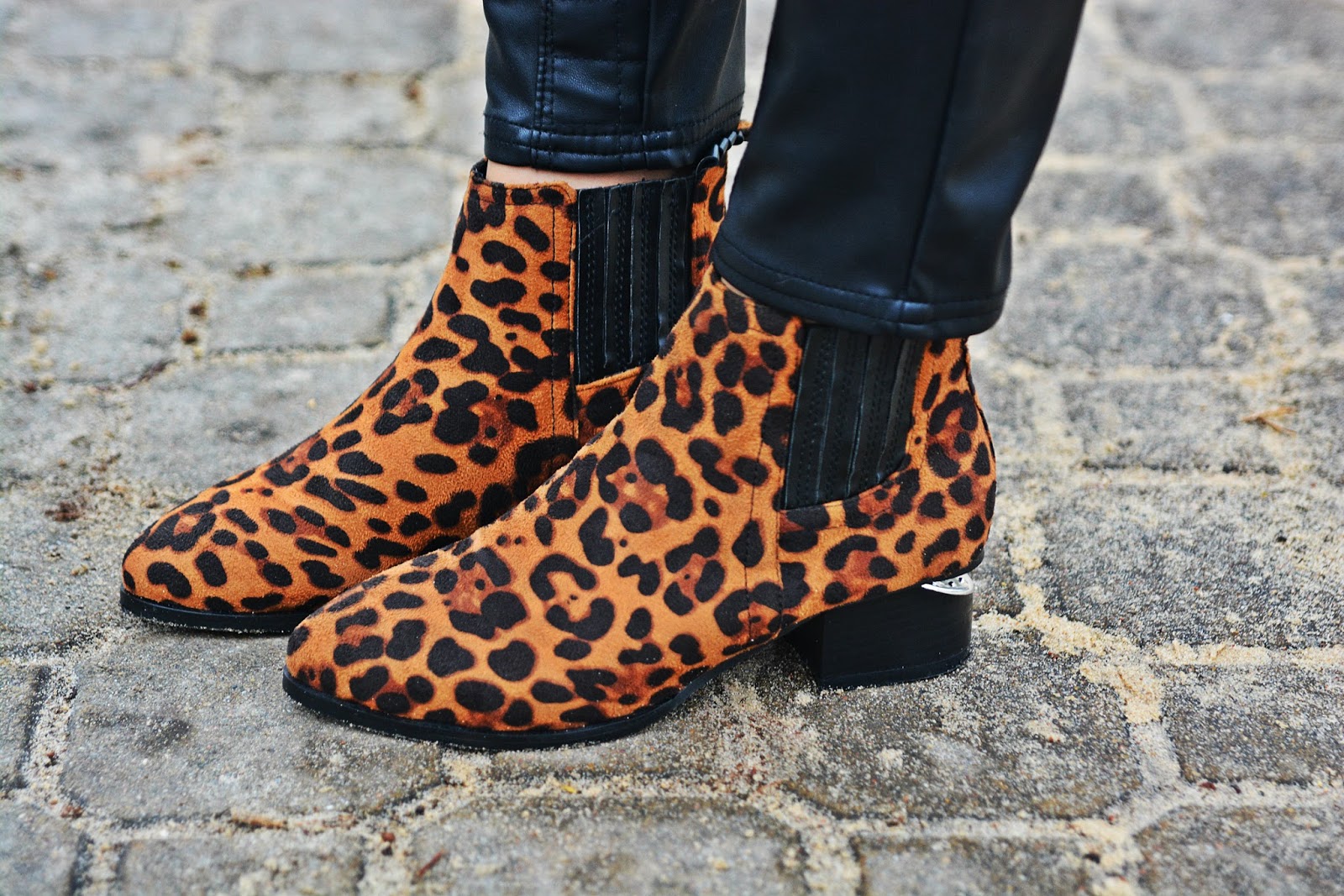 botki_w_panterke_leopard_shoes_look_karyn_201216
