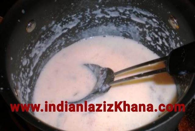 http://www.indianlazizkhana.com/2016/08/rice-shahi-phirnih-recipe-in-hindi.html