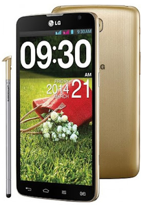 Spesifikasi LG G Pro Lite D686 Spesifikasi LG G Pro Lite D686 Dua nomor GSM bisa siaga bersamaan di ponsel berdimensi fisik 150,2 x 76,9 x 9,48 mm dan berat 161 gram tersebut. Satu nomor di antaranya dapat masuk ke jaringan 3G dan menikmati layanan HSDPA dengan kecepatan unduh sampai 7,2 Mbps. Pengguna bebas memilih kartu SIM pertama atau kedua yang diperkenankan masuk ke jaringan 3G. Untuk mengubah nomor default alias “nomor utama”, pengguna cukup menekan hotkey bersimbol kartu SIM di ujung kanan bawah ponsel. Layar sentuh IPS 5,5 inci beresolusi 960 x 540 piksel, Wi-Fi, bluetooth, dan GPS merupakan sebagian spesifikasi lain G Pro Lite. Ponsel bersistem operasi Android 4.1.2 Jelly Bean itu memakai prosesor berinti gSobat gadget (dual core) MediaTek MT6577 1 Ghz. Performanya memang tidak sangat gegas, tetapi juga belum layak disebut lambat. Ada pula radio FM yang siarannya bisa direkam, RAM 1 GB, ROM 8 GB, dan selot microSD. Memori internal ponsel tersebut hanya terdiri atas satu partisi. Saat ponsel masih segar, sebanyak 4,27 GB di antara total kapasitas 4,67 GB masih berstatus kosong.Di bagian bawah ponsel terdapat dua speaker, sedangkan di bagian atas terselip sebuah stylus. Speaker gSobat gadget itu mampu memperdengarkan suara dengan keras dan cukup jernih. Namun, jangan membandingkannya dengan speaker gSobat gadget milik HTC One ya. Beda kelas. Stylus di G Pro Lite, menurut penulis, kurang bermanfaat. Stylus berujung tumpul itu tidak mempunyai fungsi spesial ala s-pen di seri Samsung G