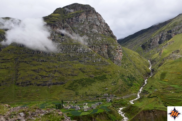 Salendo verso il Rothang Pass Salendo verso il Rothang Pass