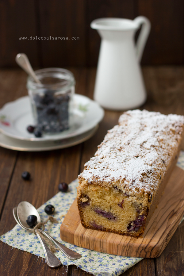 plumcake con crumble e mirtilli