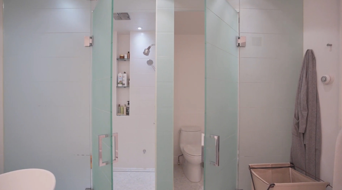 Tour 158 Glen Rd, Toronto Home vs. 30 Interior Design Photos