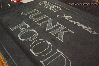 Tutorial to create lettering on a chalkboard