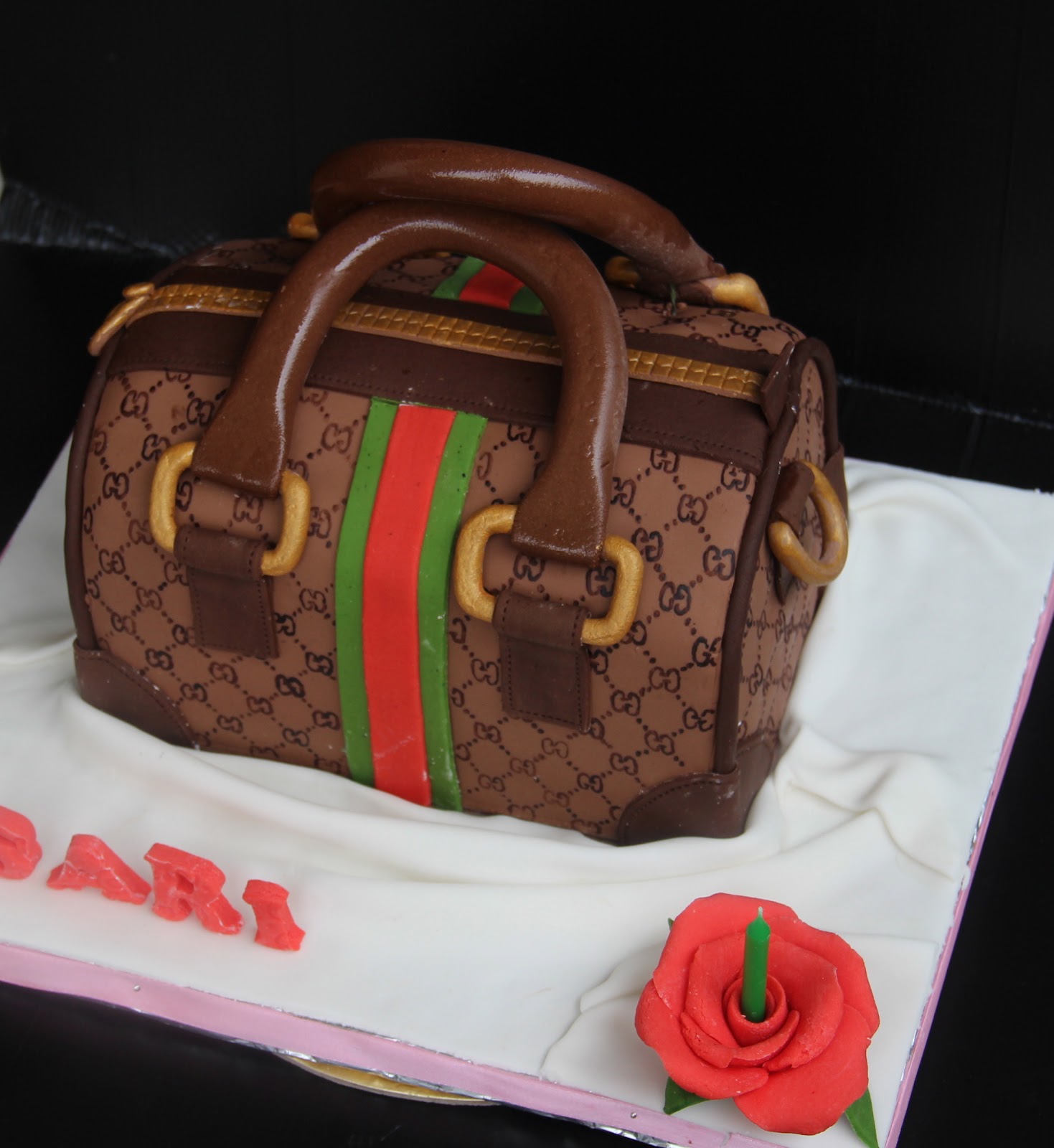 Ema's Creation: Gucci Bag cake