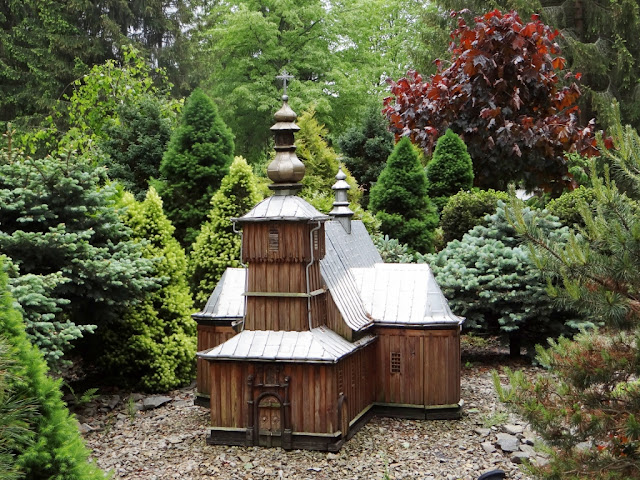 Miniaturowe świątynie