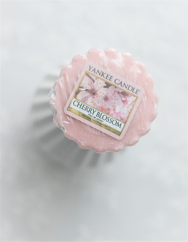 1140 ==> Yankee Candle Cherry Blossom