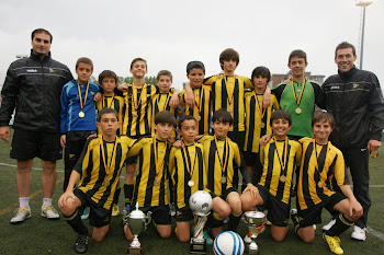EQUIPO CAMPEON