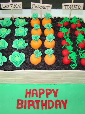 Sweet Cakes by Rebecca - Gardener birthday cake